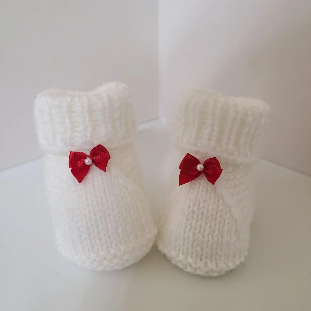 Cute Baby Booties Knit Baby Boots Baby Shower Booties White Size 0-3 Months